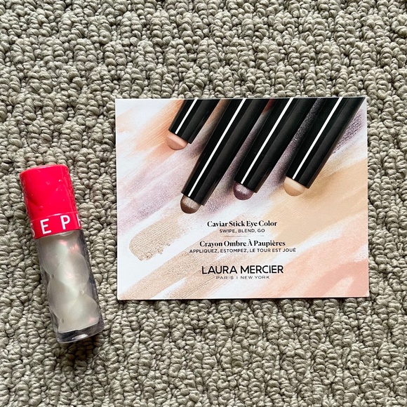 Bundle of Sephora Outrageous Plump Hydrating Lip Gloss & Laura Mercier Eyshadow - Picture 1 of 9